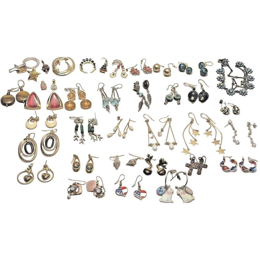 VTG Jewelry Large LOT Fashion Earrings Pin Gold & Silver Holiday Themed MCM Boho